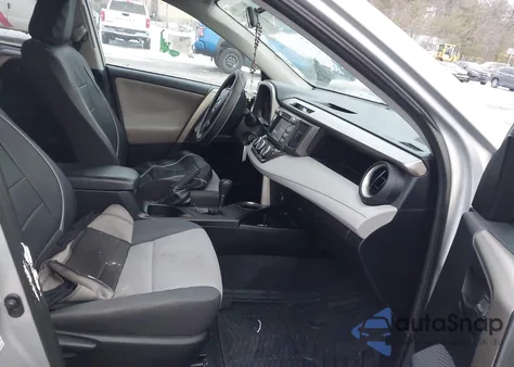 2014 Toyota Rav4 Le z USA, uszkodzony, nr VIN 2T3BFREV0EW153769